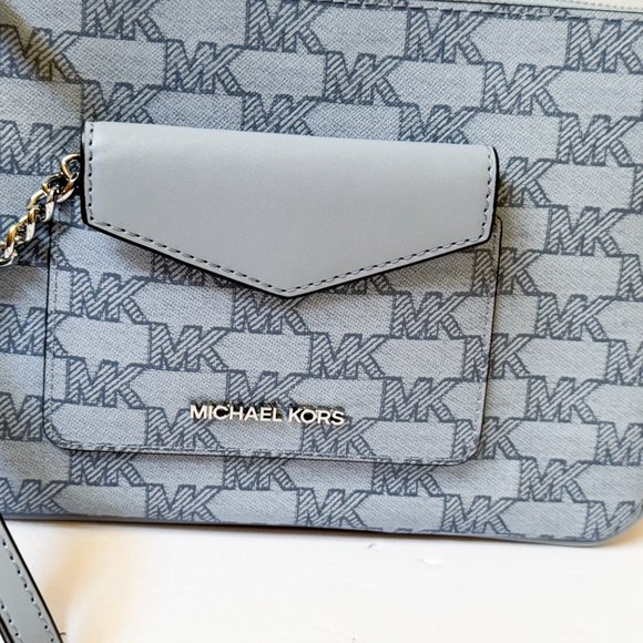 Michael Kors Jet Set Item Large 2 in 1 Card Case Wristlet Clutch MK Pale Blue - Picture 2 of 11